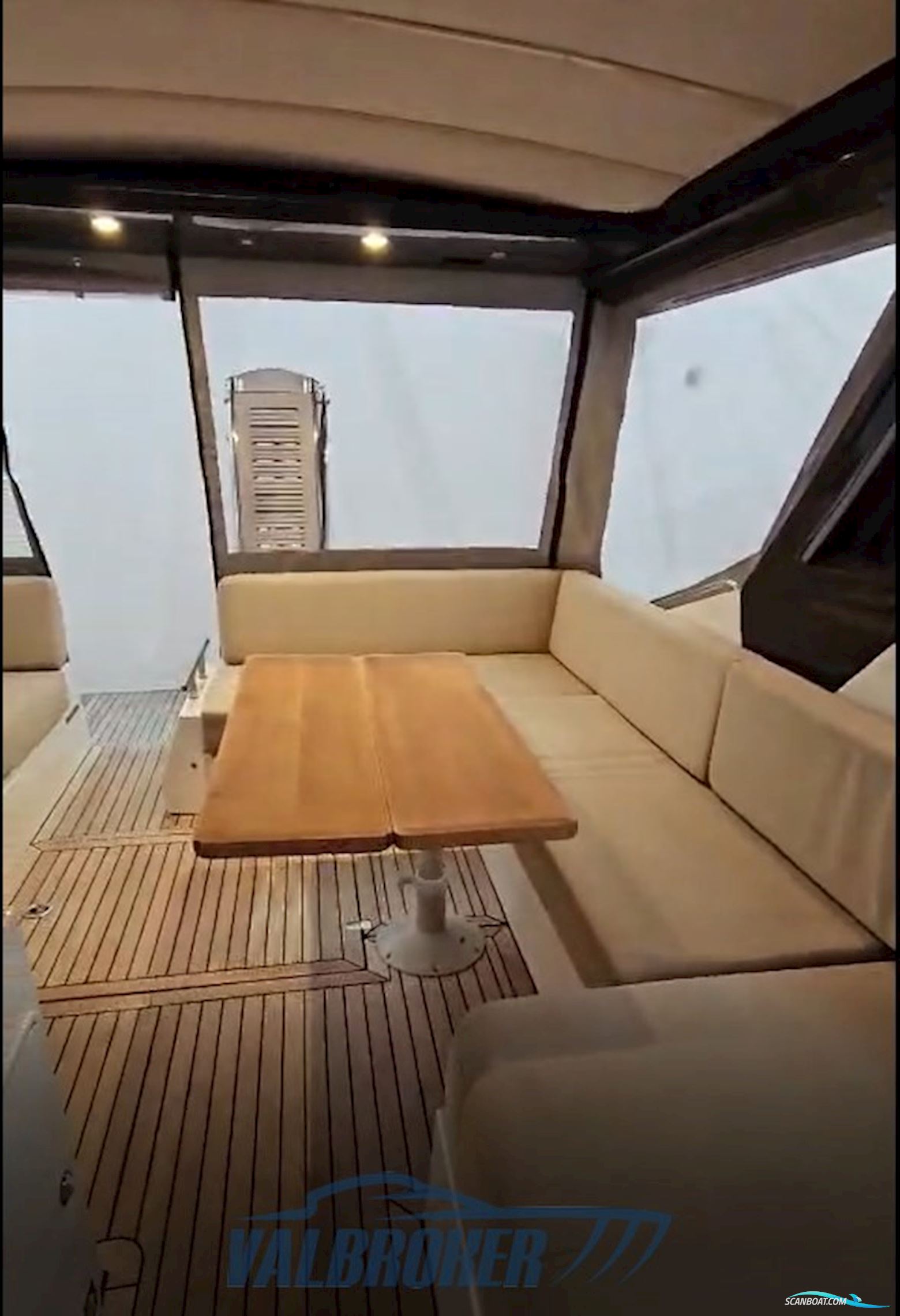 Sealine SC 35