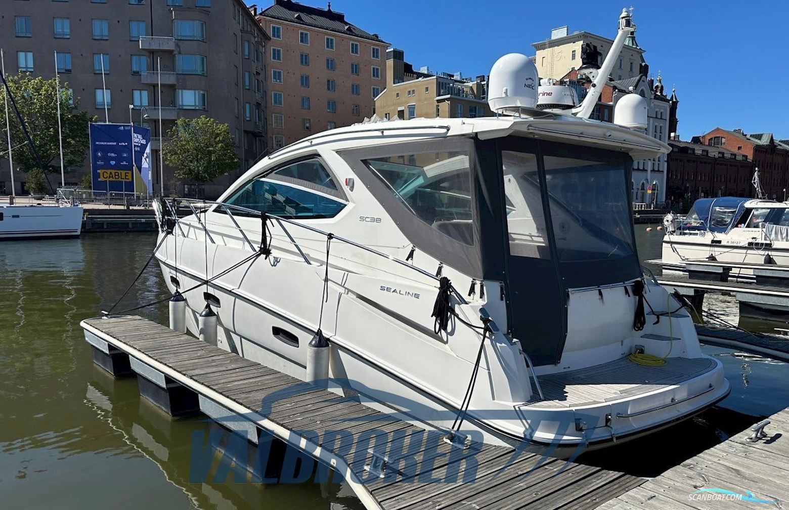 Sealine SC 38