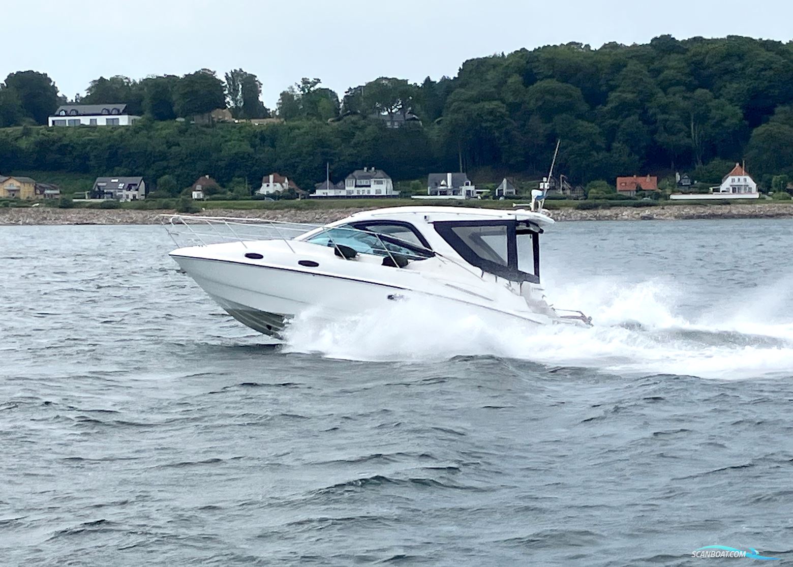 Sealine SC29 Motorbåt 2008, med Volvo Penta motor, Sverige