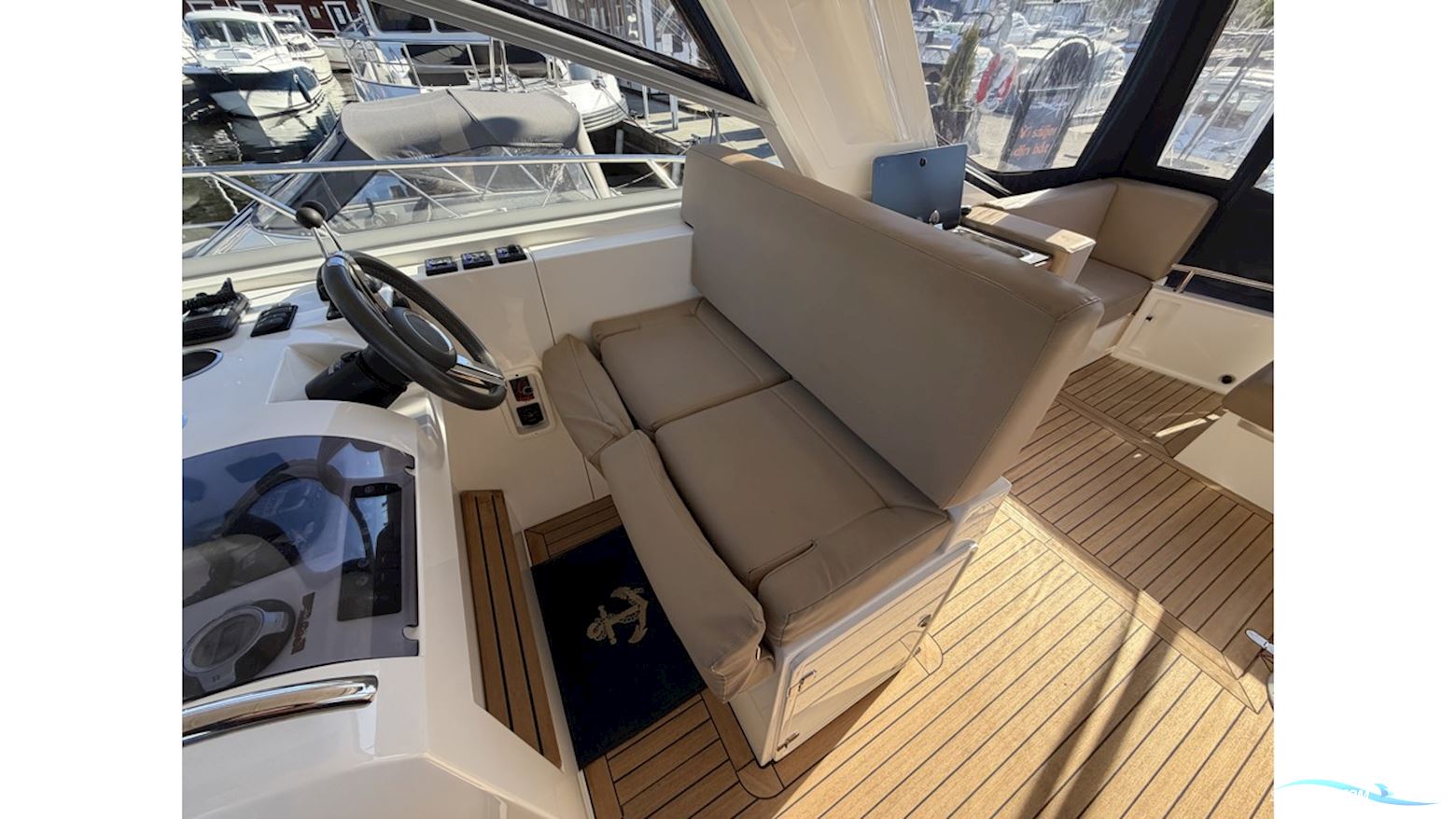 Sealine SC35