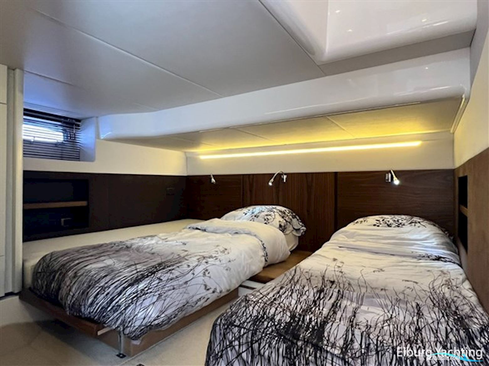 Sealine SC42 Custom