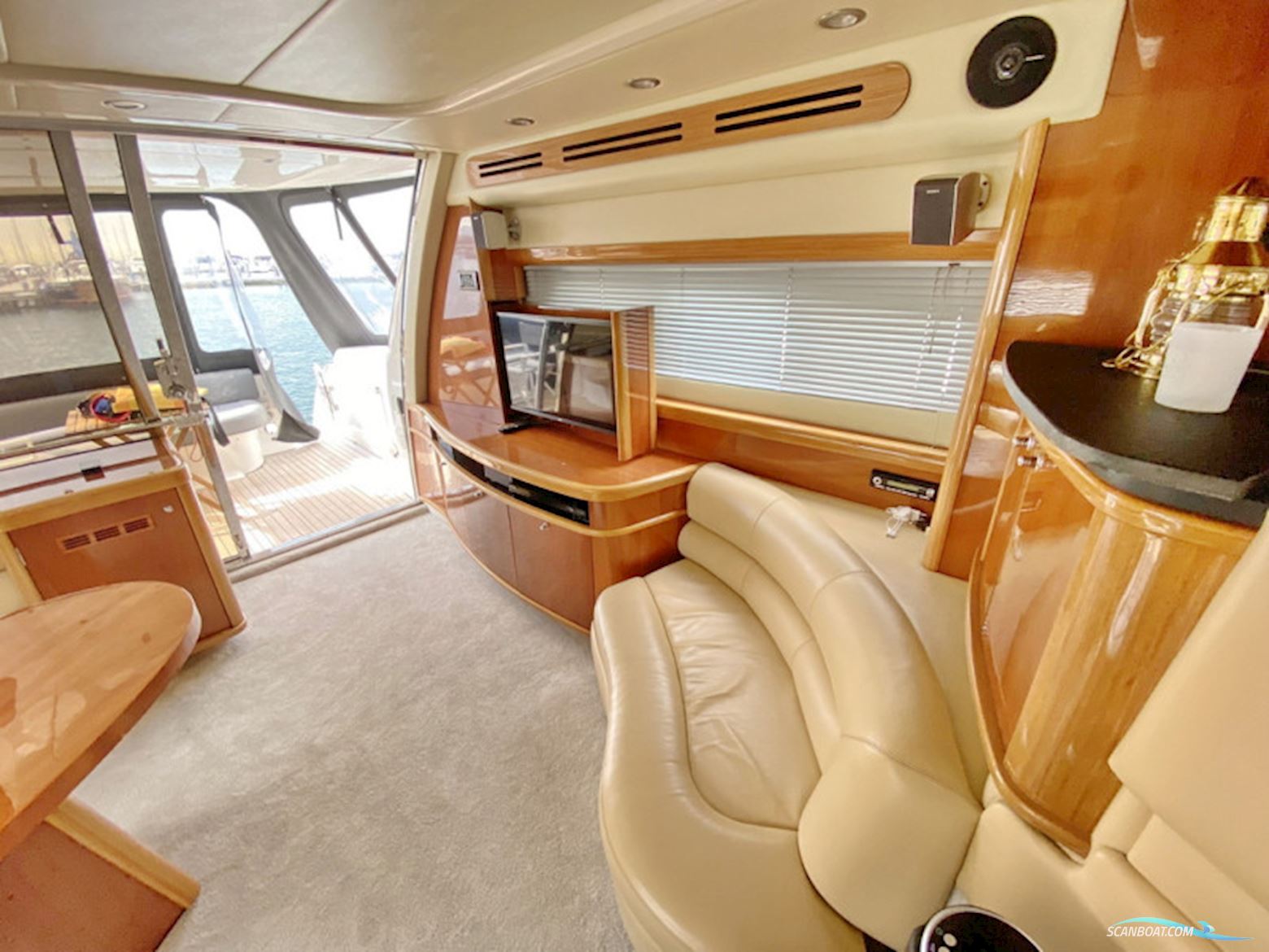 Sealine T 52