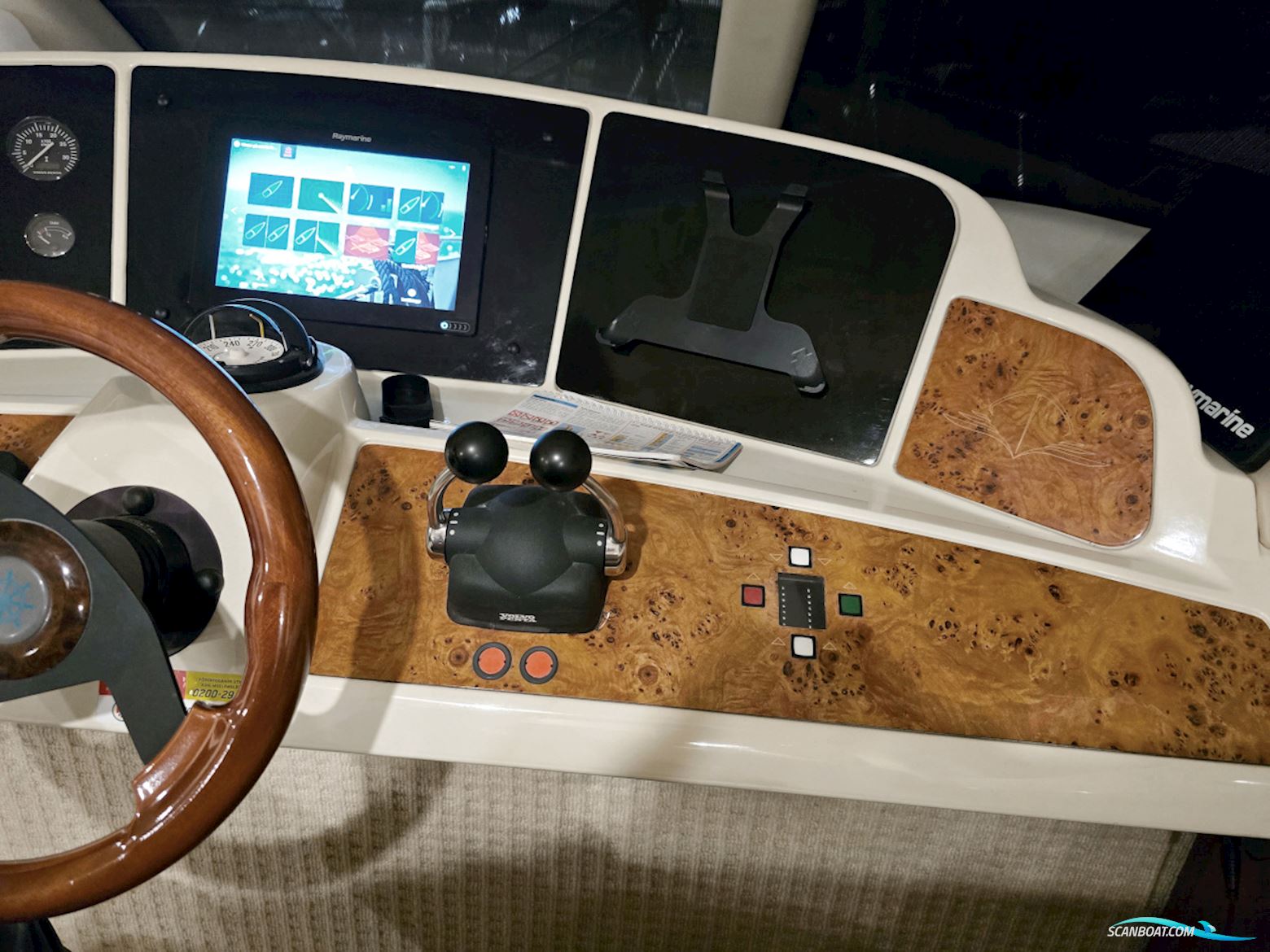 Sealine T47