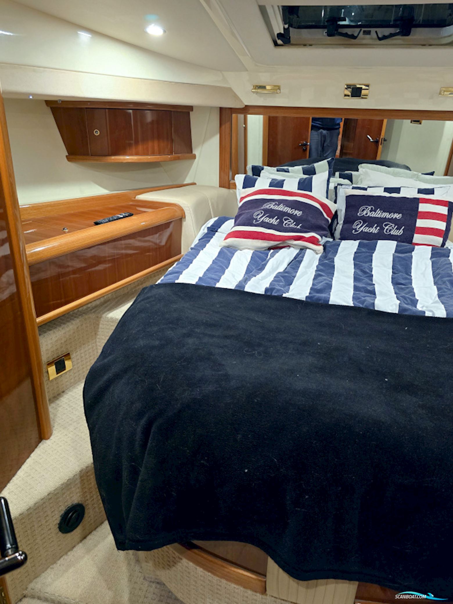Sealine T47