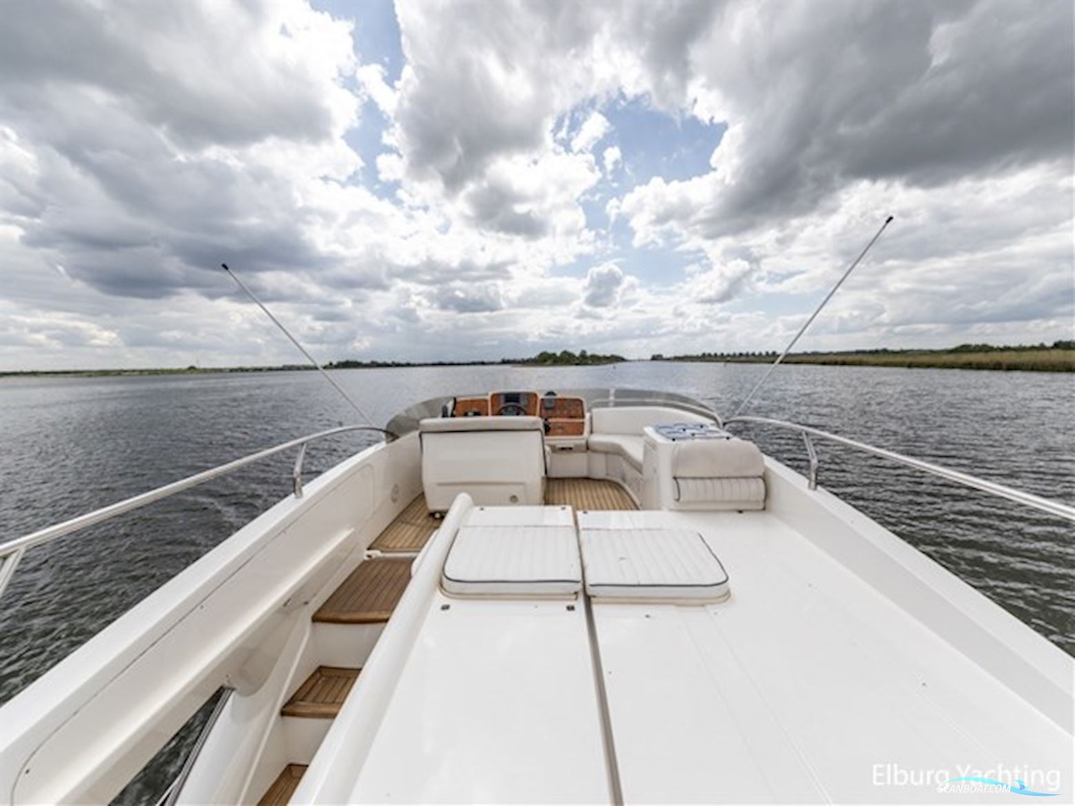 Sealine T47