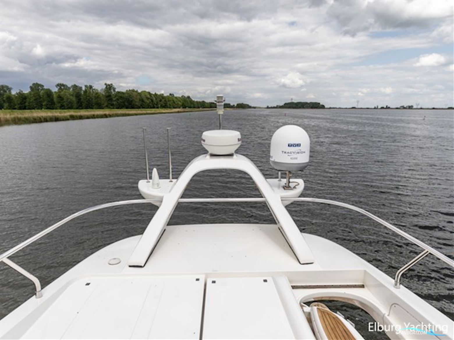 Sealine T47