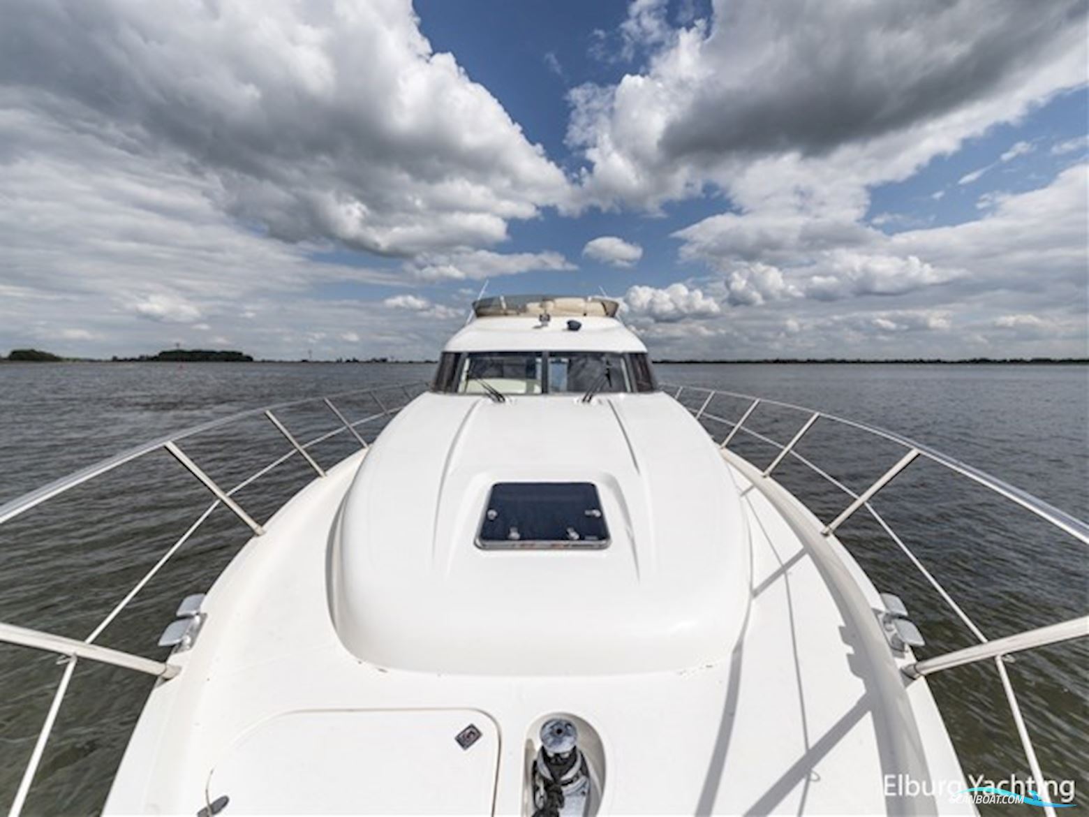 Sealine T47