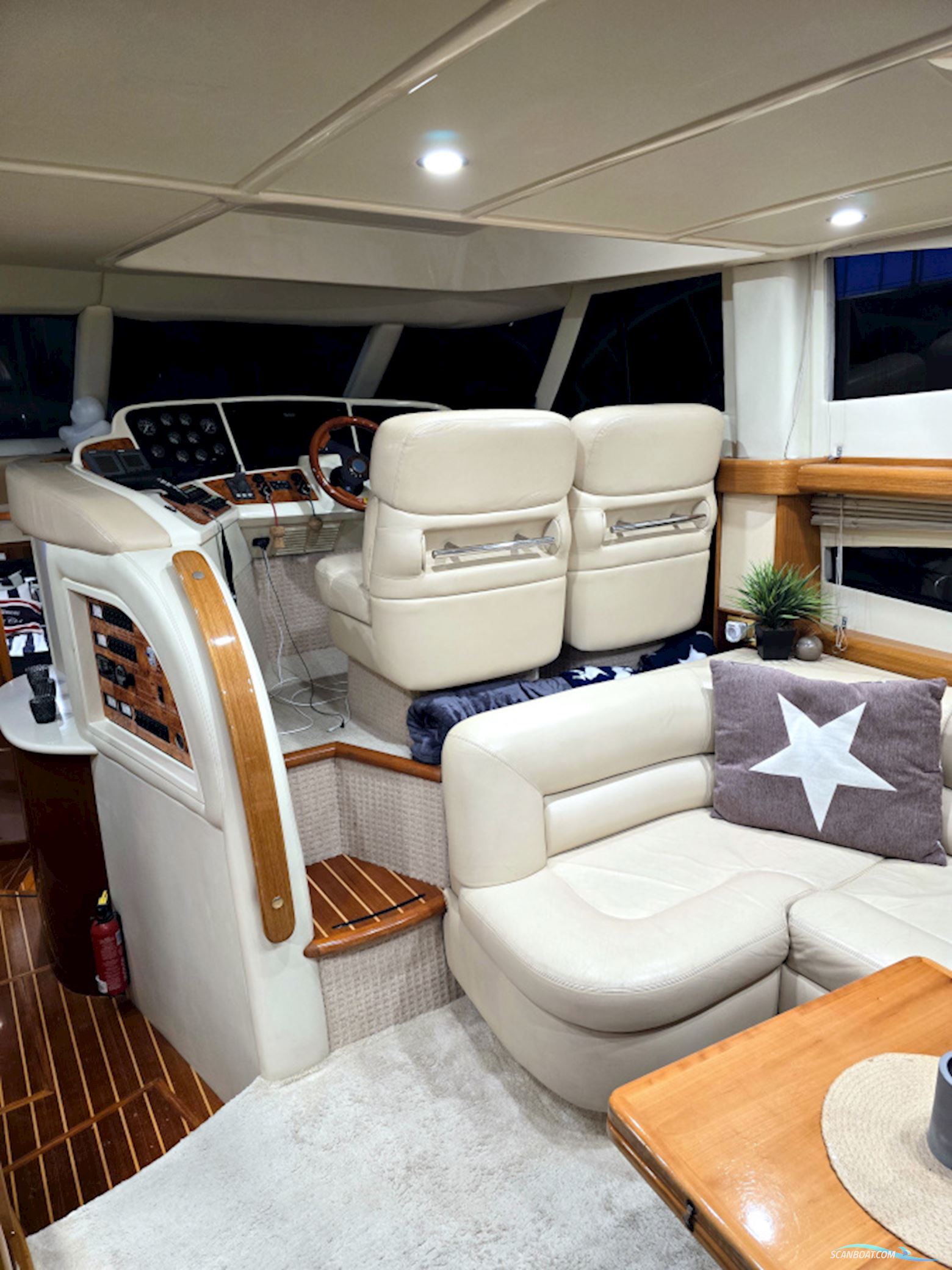 Sealine T47