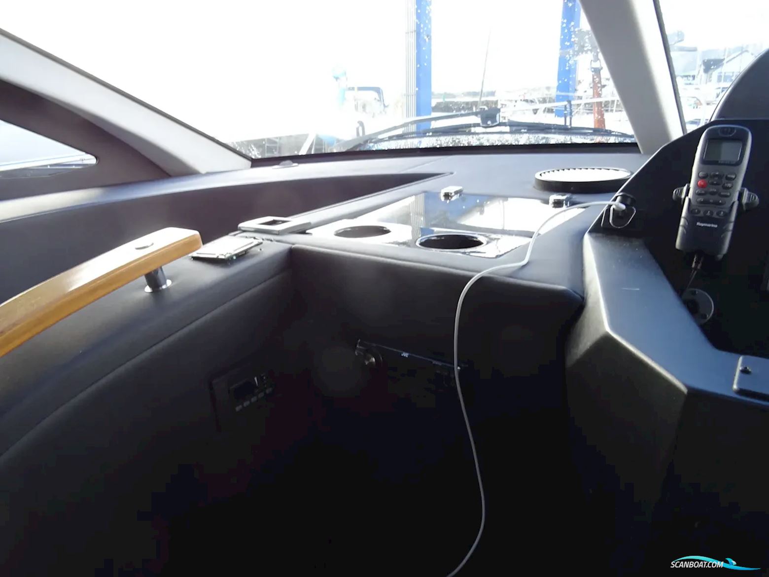 Sealine T50