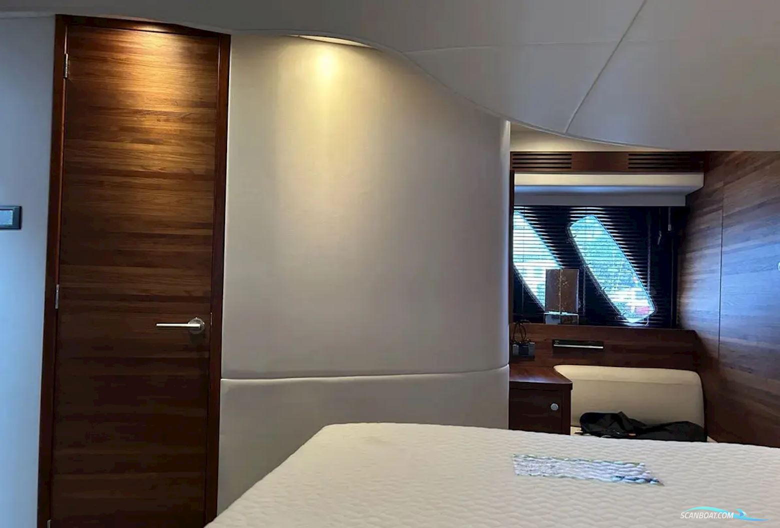 Sealine T50