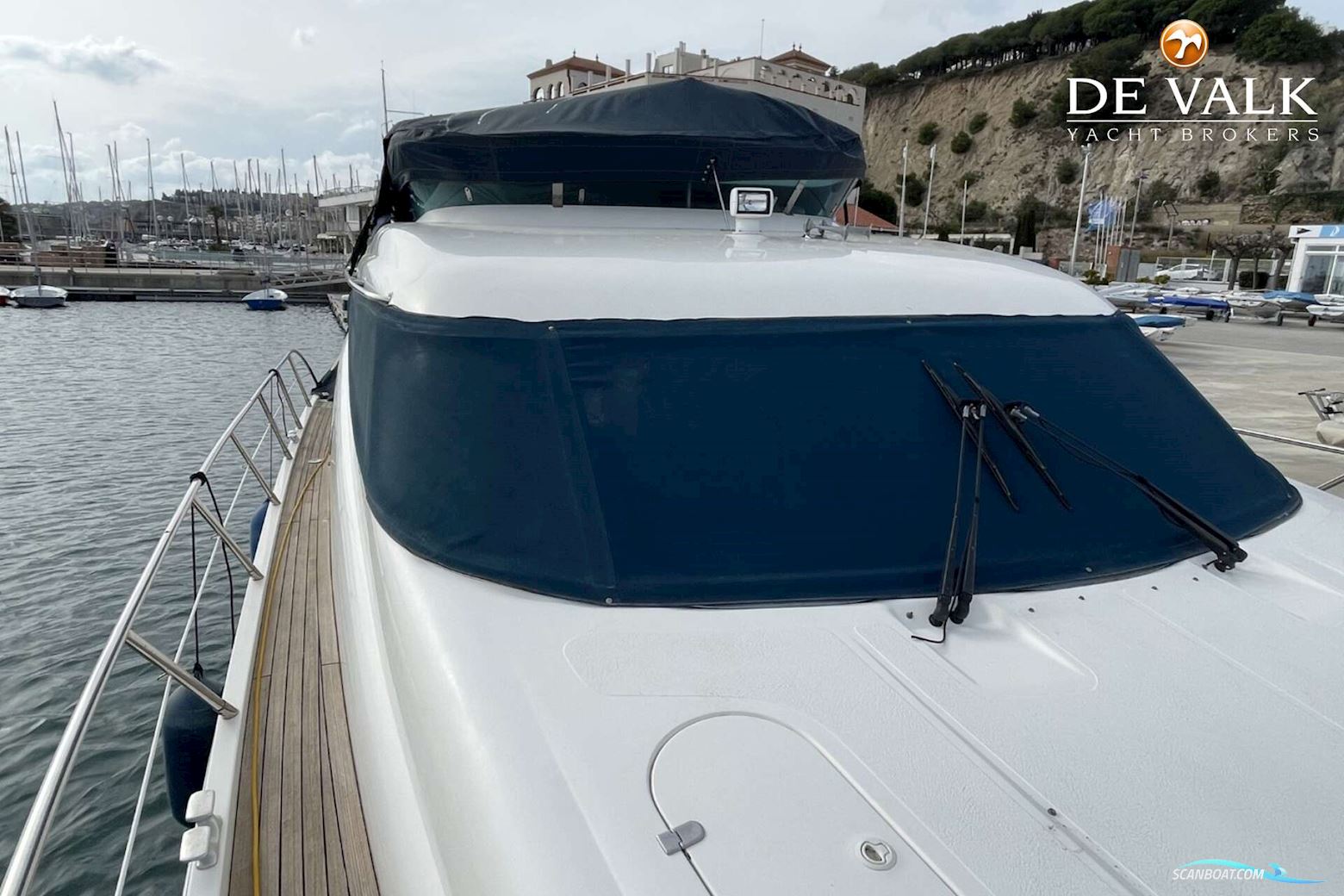 Sealine T51 Motor Yacht