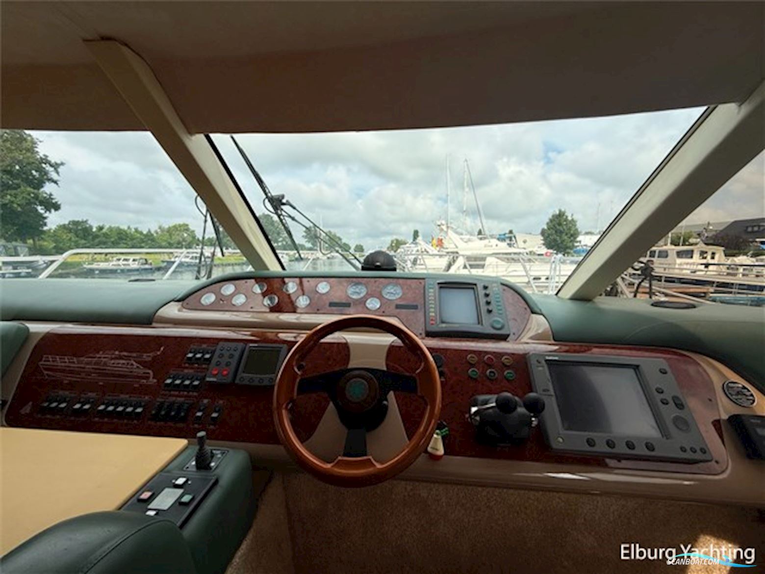 Sealine T51