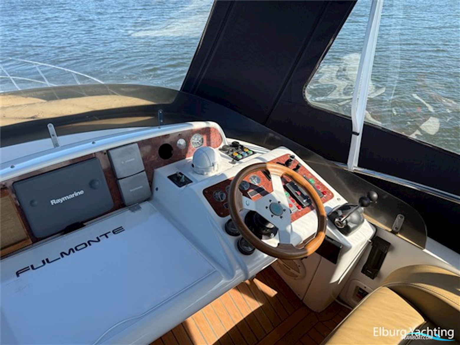 Sealine T51