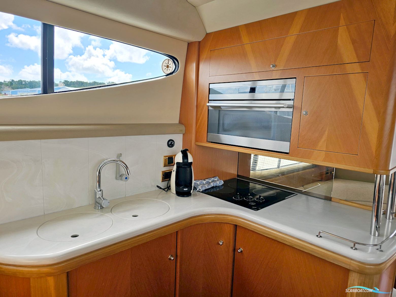 Sealine T51 Volvo Penta Tamd 122P Edc