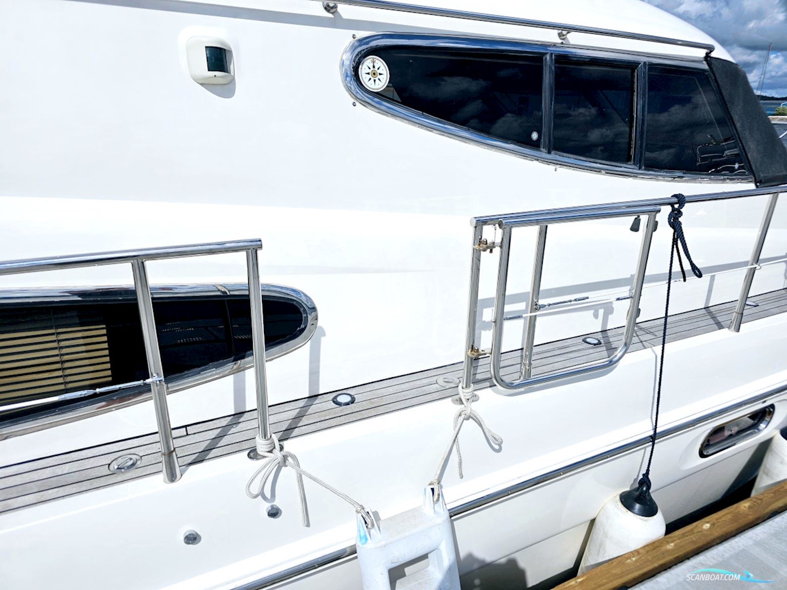 Sealine T51 Volvo Penta Tamd 122P Edc