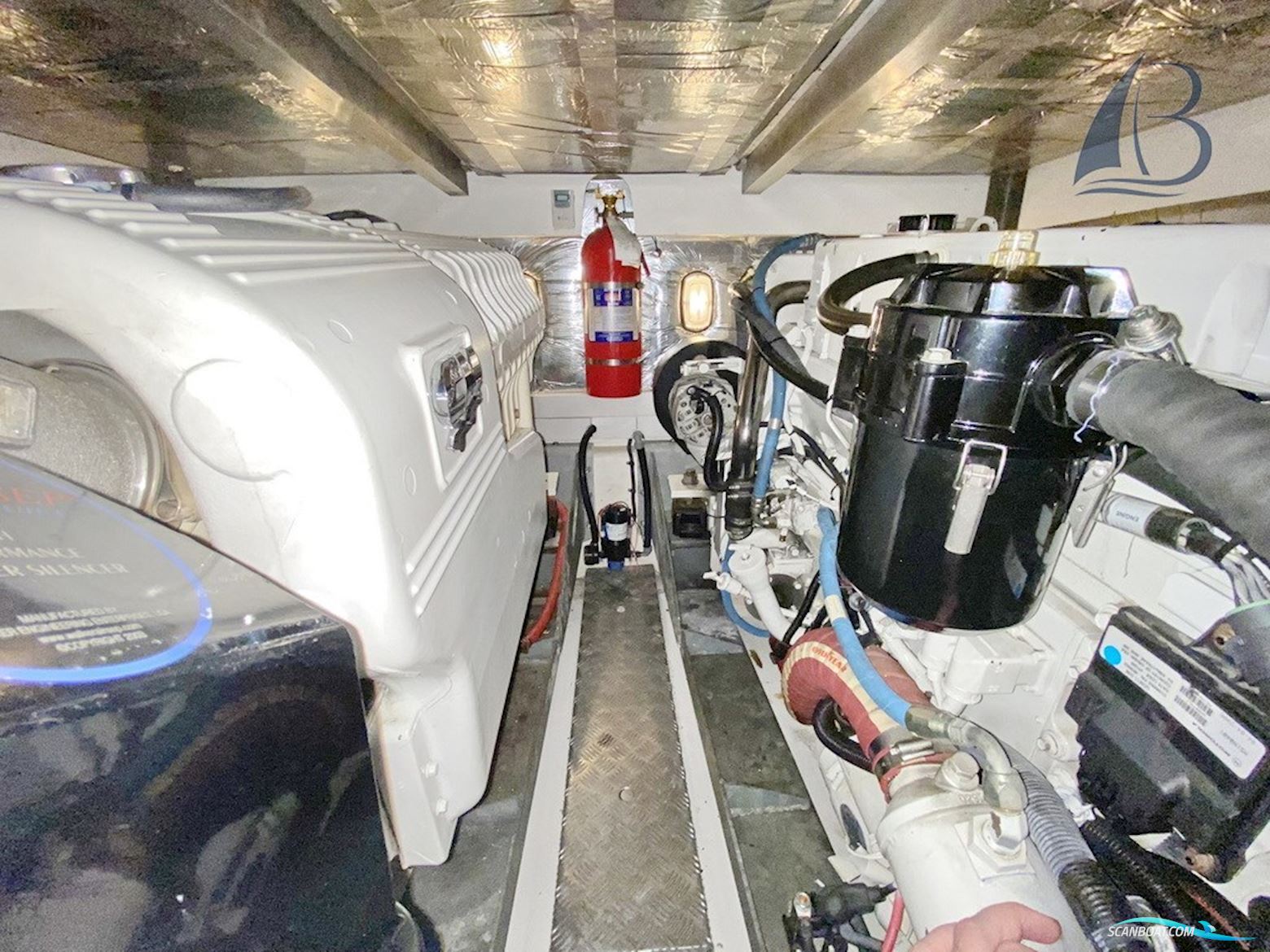 Sealine T52