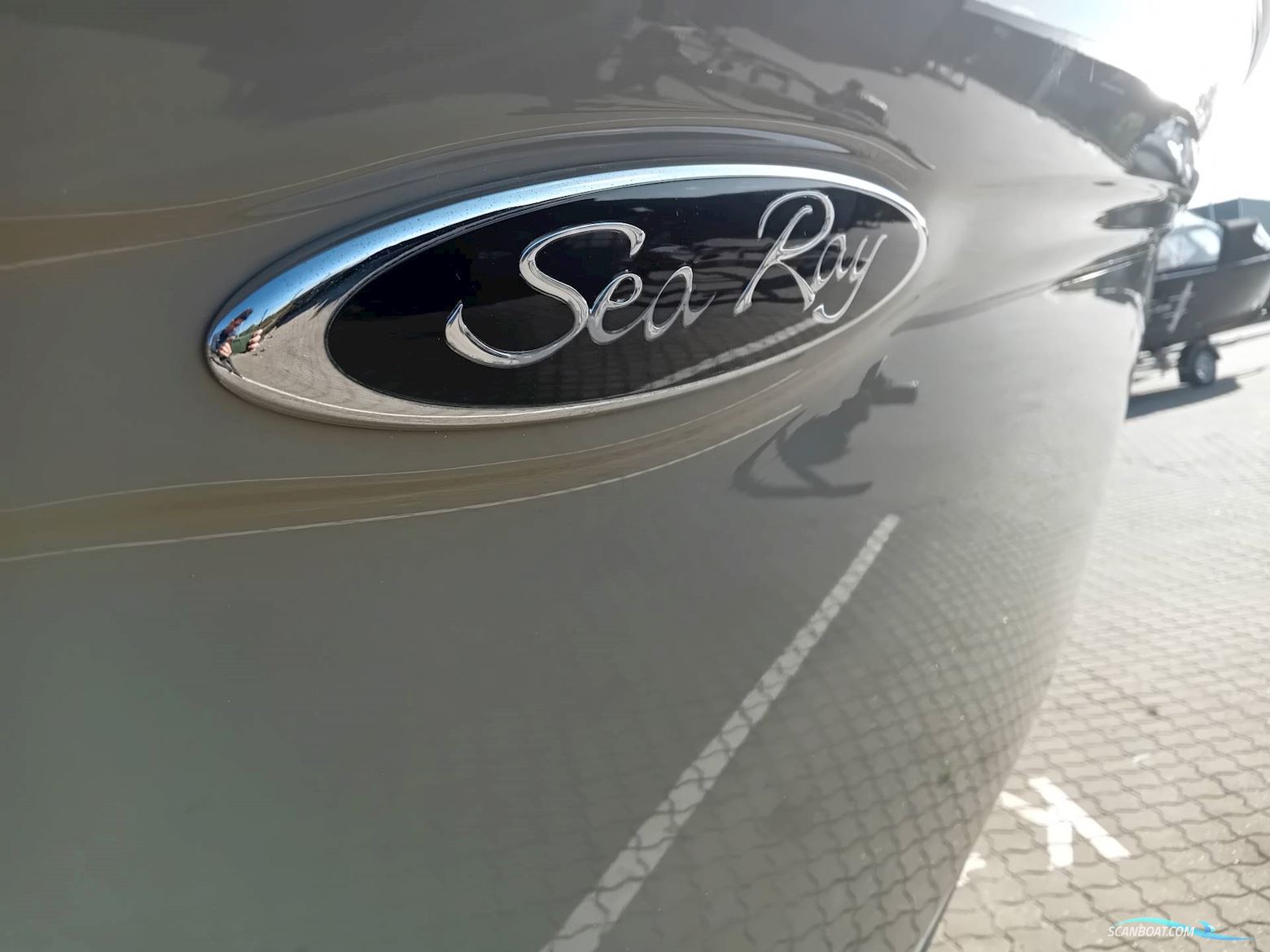 Searay 220 Sunsport m/ Mercruiser 4.3