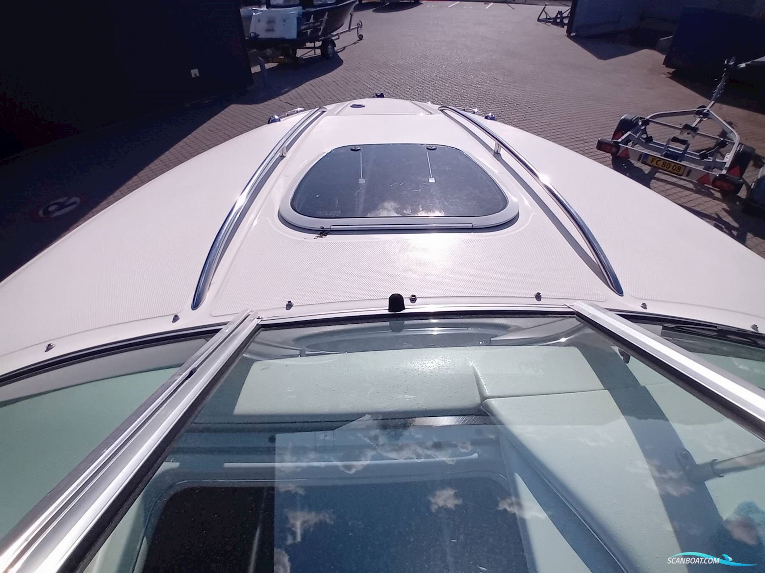 Searay 220 Sunsport m/ Mercruiser 4.3