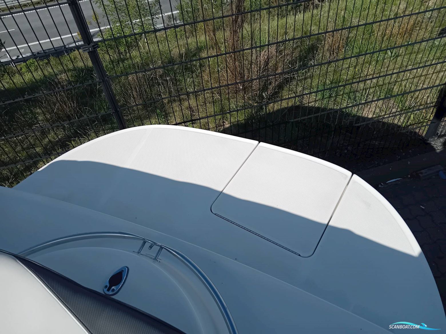 Searay 220 Sunsport m/ Mercruiser 4.3