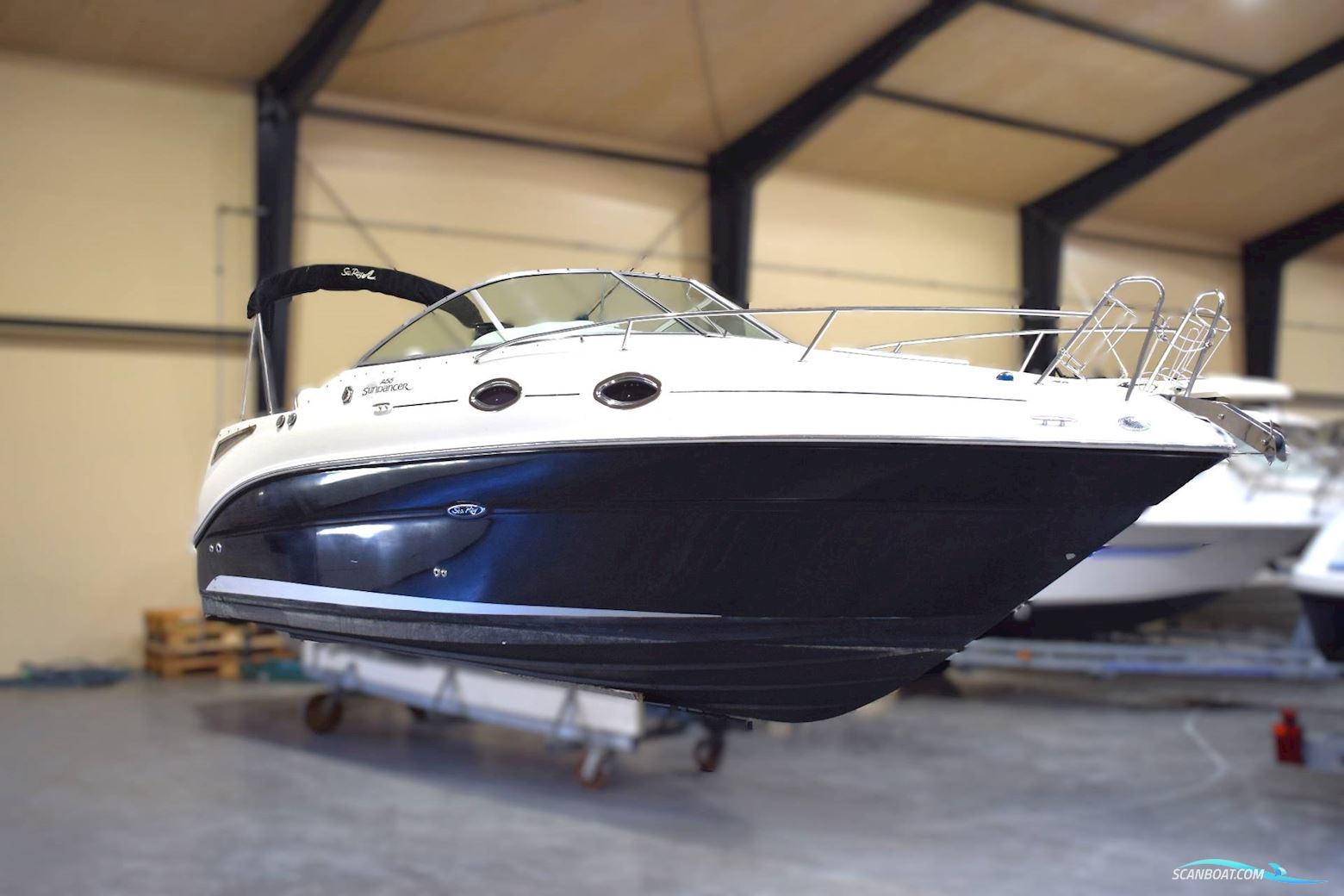 Searay 255 Sundancer Motorbåt 2008, med Mercruiser 5.0 Mpi motor, Danmark