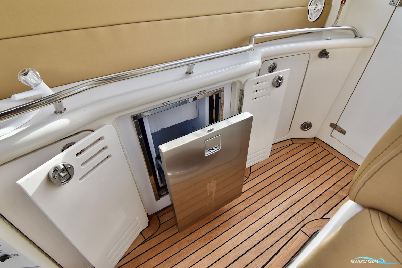 SeaRay 410 Sundancer