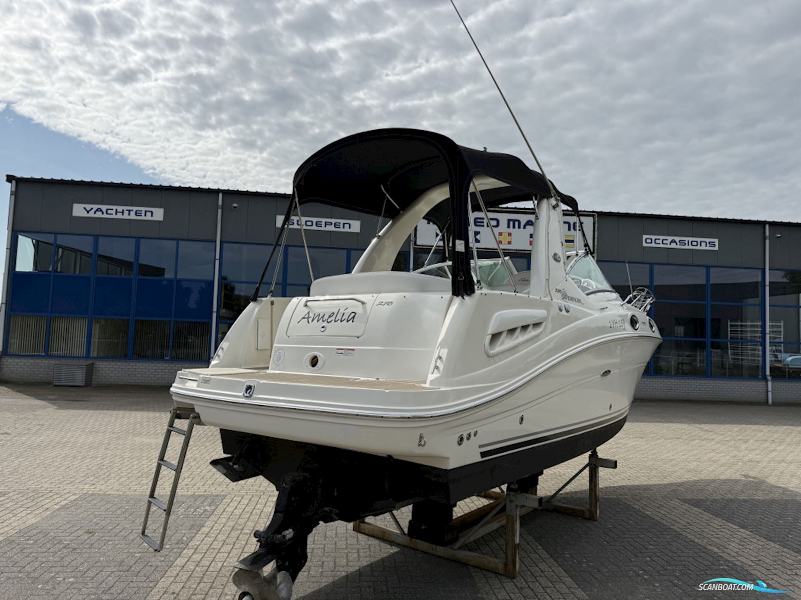 Searay Sundancer 275