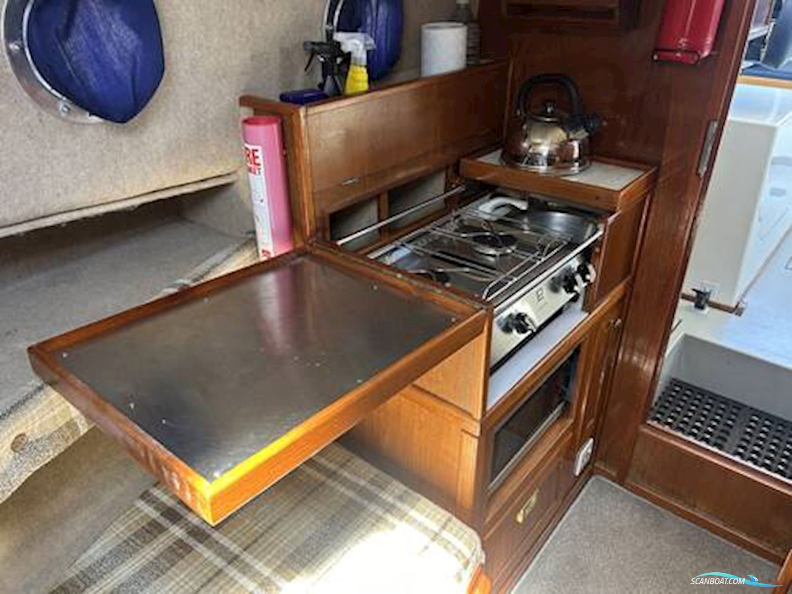 SEAWARD MARINE 23