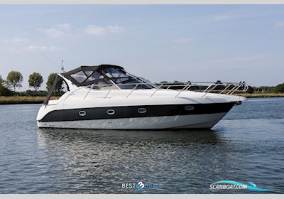 Sessa  Oyster 34 Motorbåt 2000, med MerCruiser is een merk van inboard- en sterndrive-motoren van de Amerikaanse fabrikant Mercury Marine. Ze staan bekend om betrouwbare, krachtige moto motor, Holland