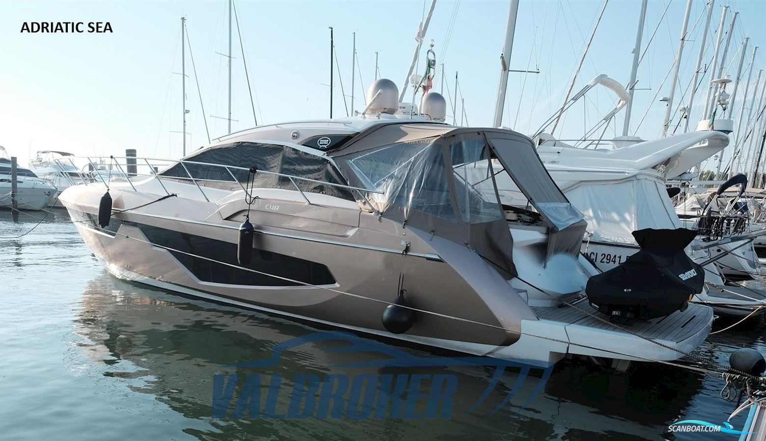Sessa Marine C48 Motorbåt 2022, med Volvo Penta motor, Italien