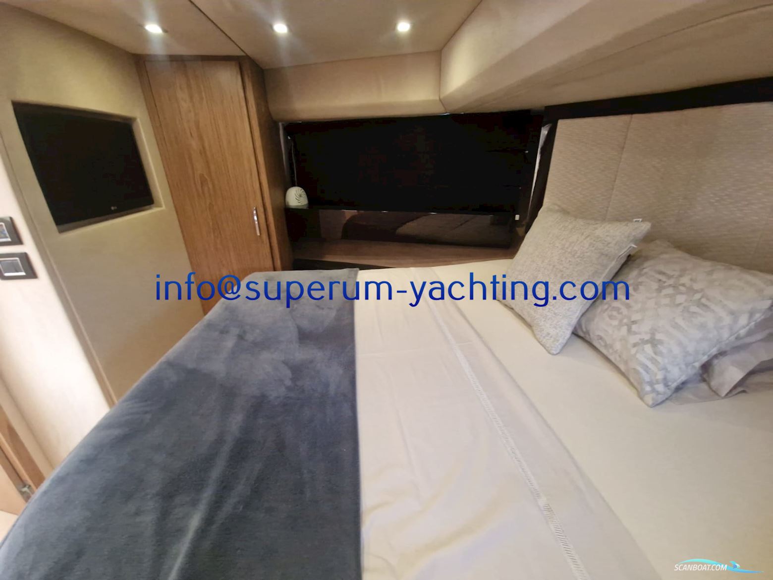 Sessa Marine F54 FLY