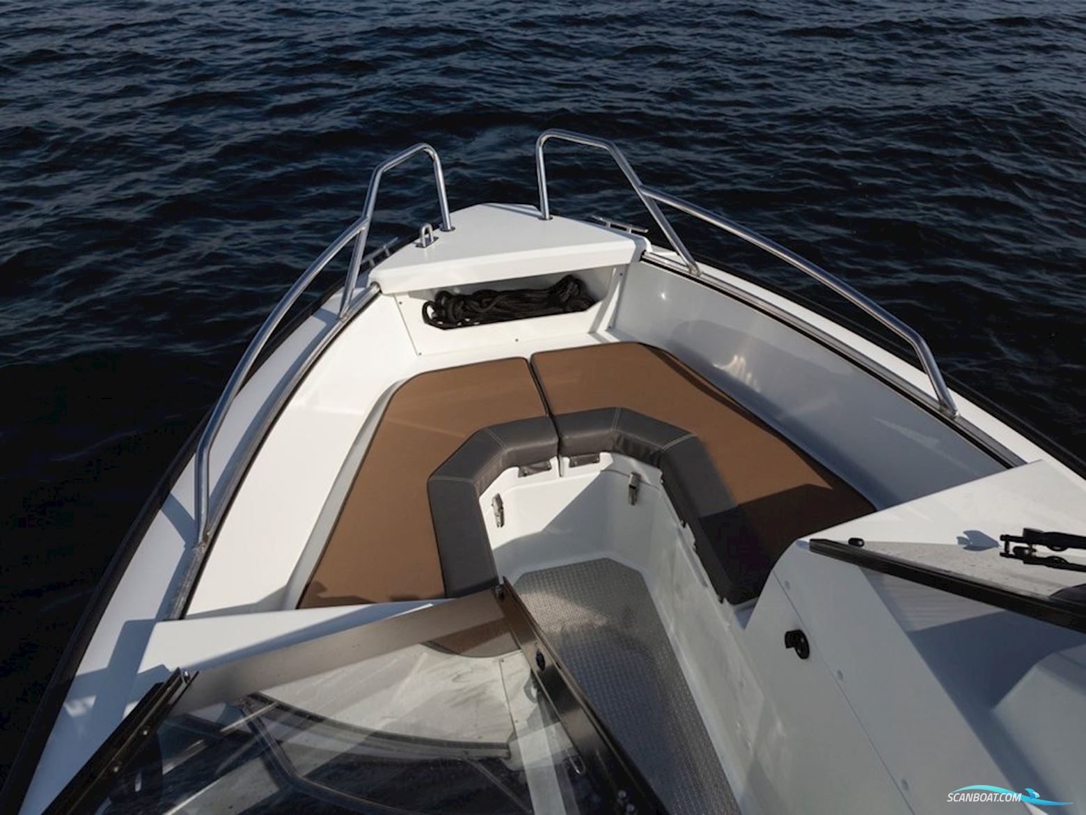Silver Hawk BR – Solgt