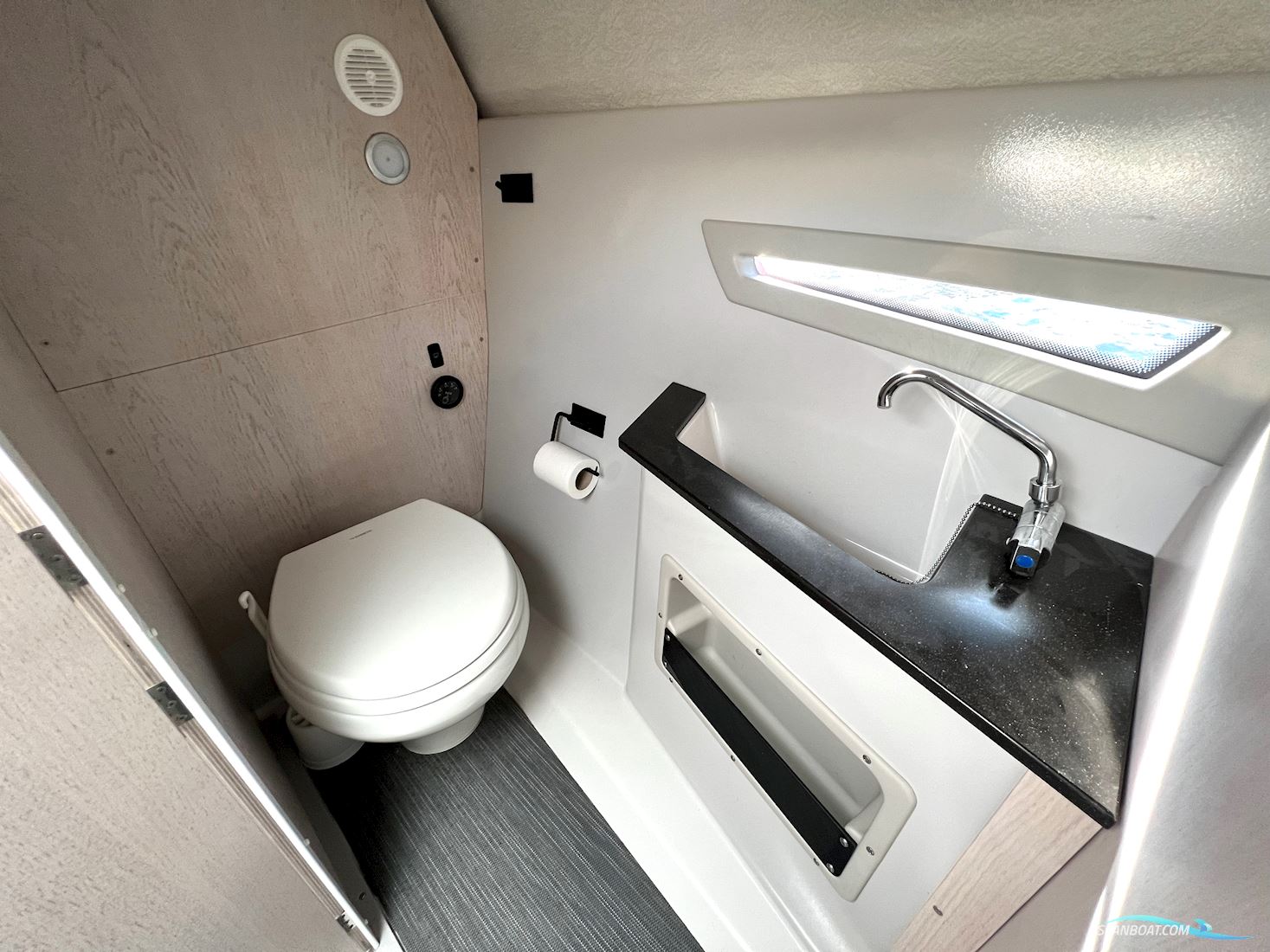 Silver Raptor, Honda 250 HK