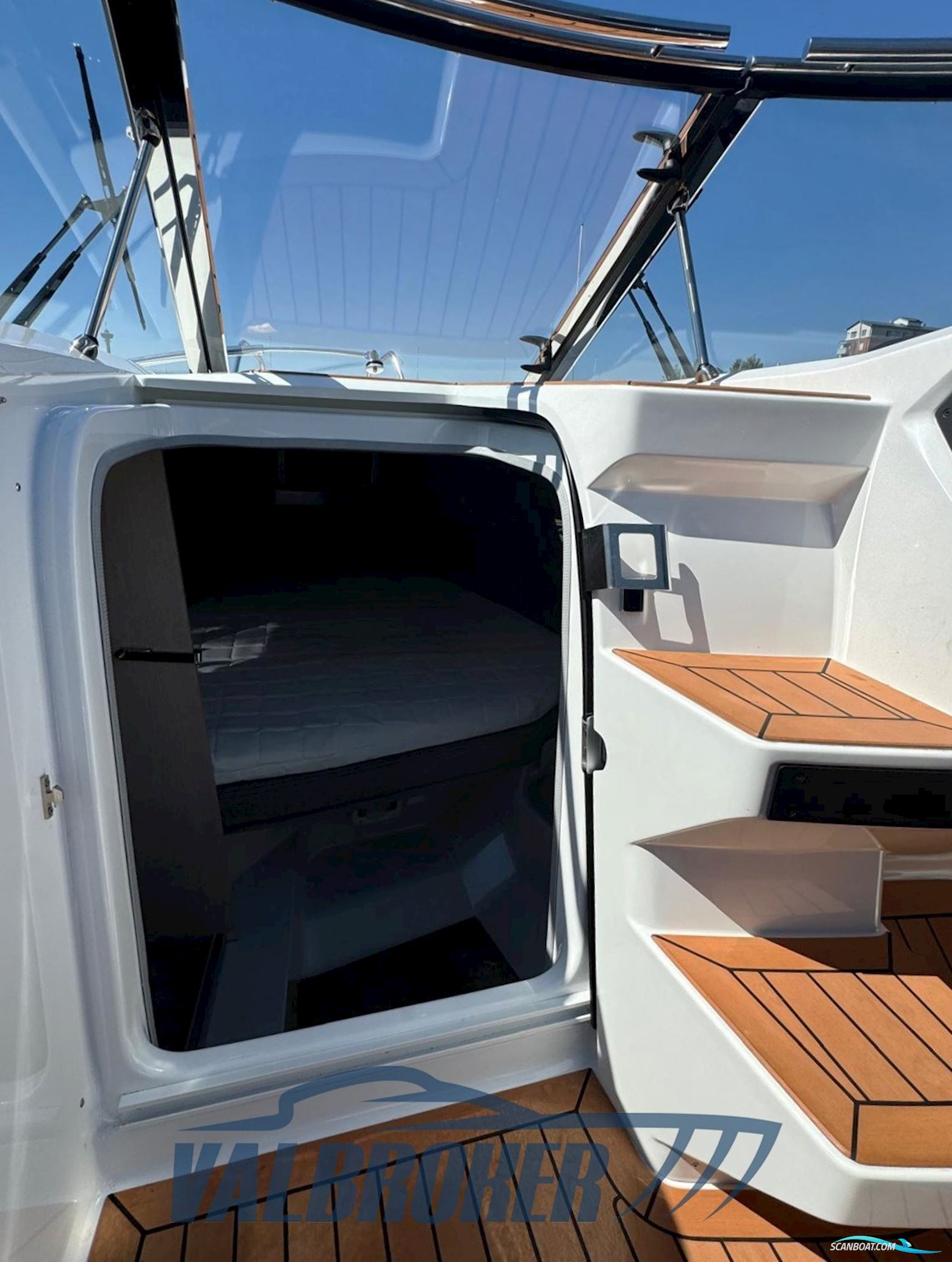 Silver Raptor Premium