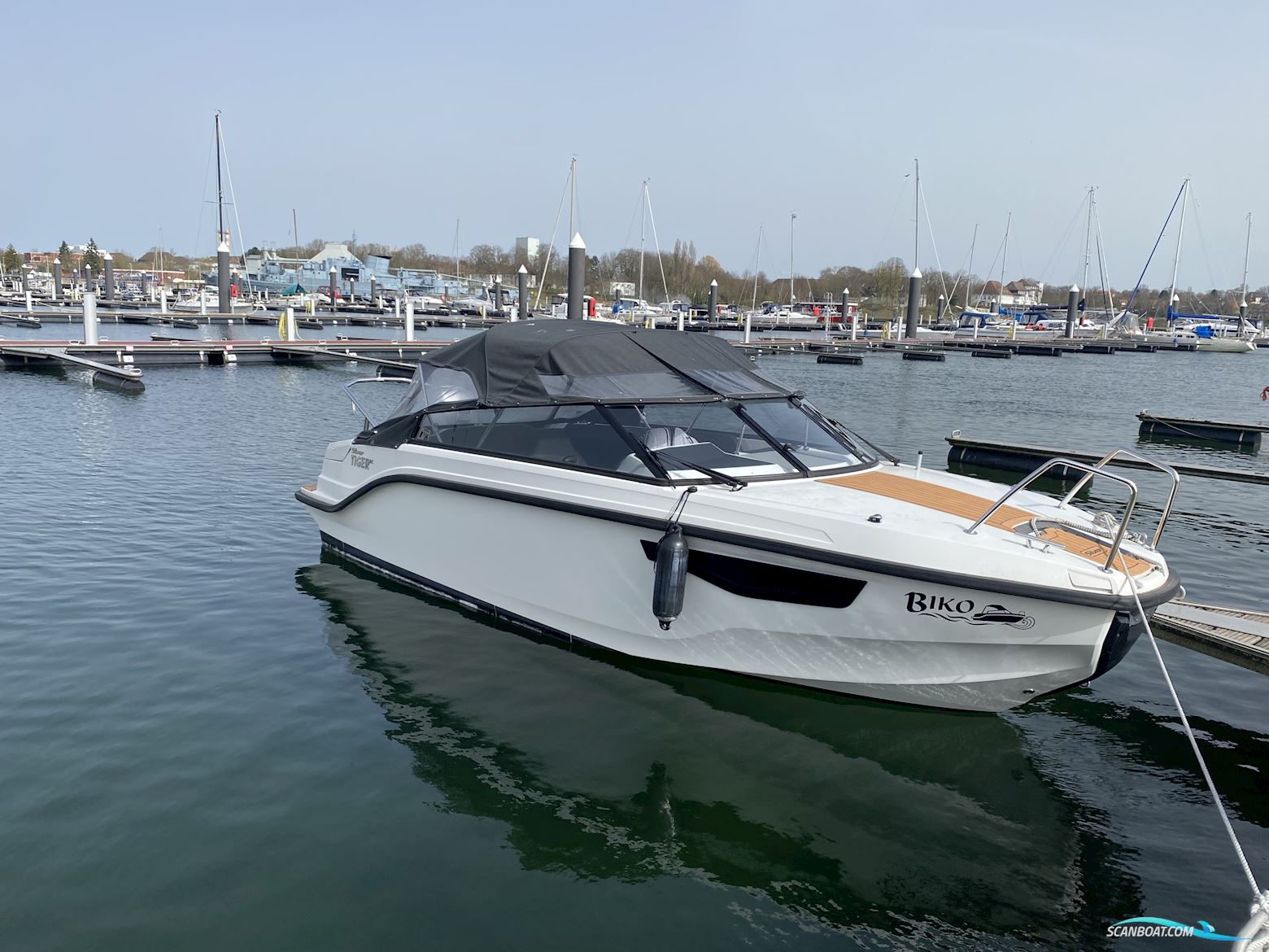Silver Tiger Dcz Motorbåt 2020, med Honda BF 150 XU motor, Tyskland