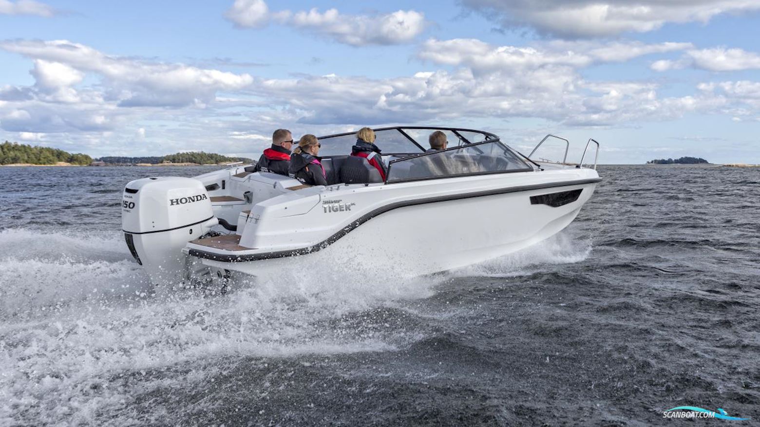 Silver Tiger DCz Motorbåt 2025, med Honda motor, Sverige