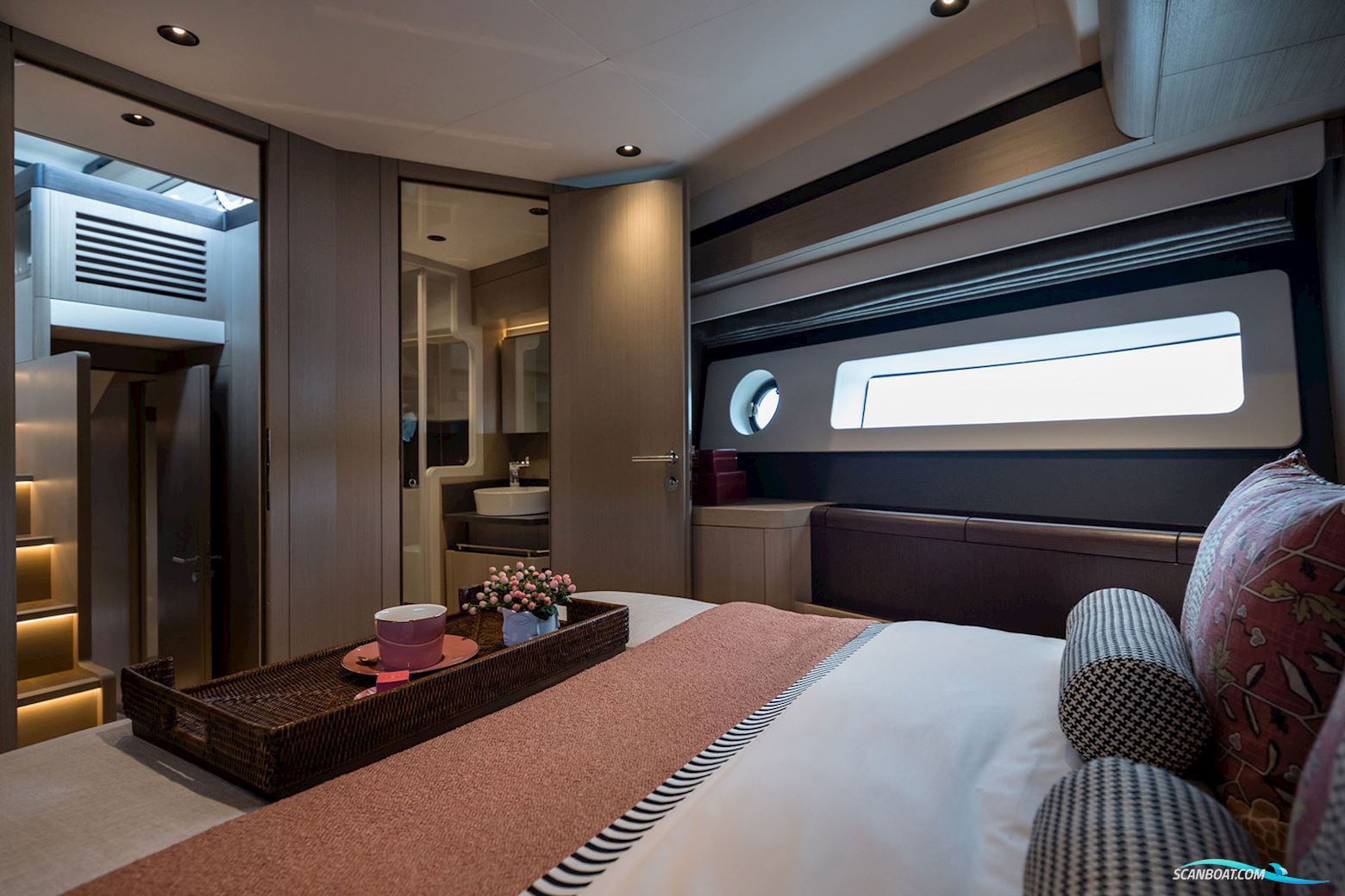 SIRENA 48 COUPE HYBRID