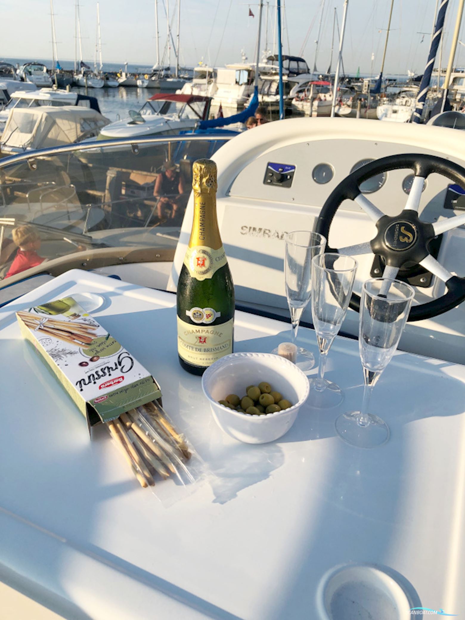 Skorgenes 335 Sonic Volvo Penta D6-370