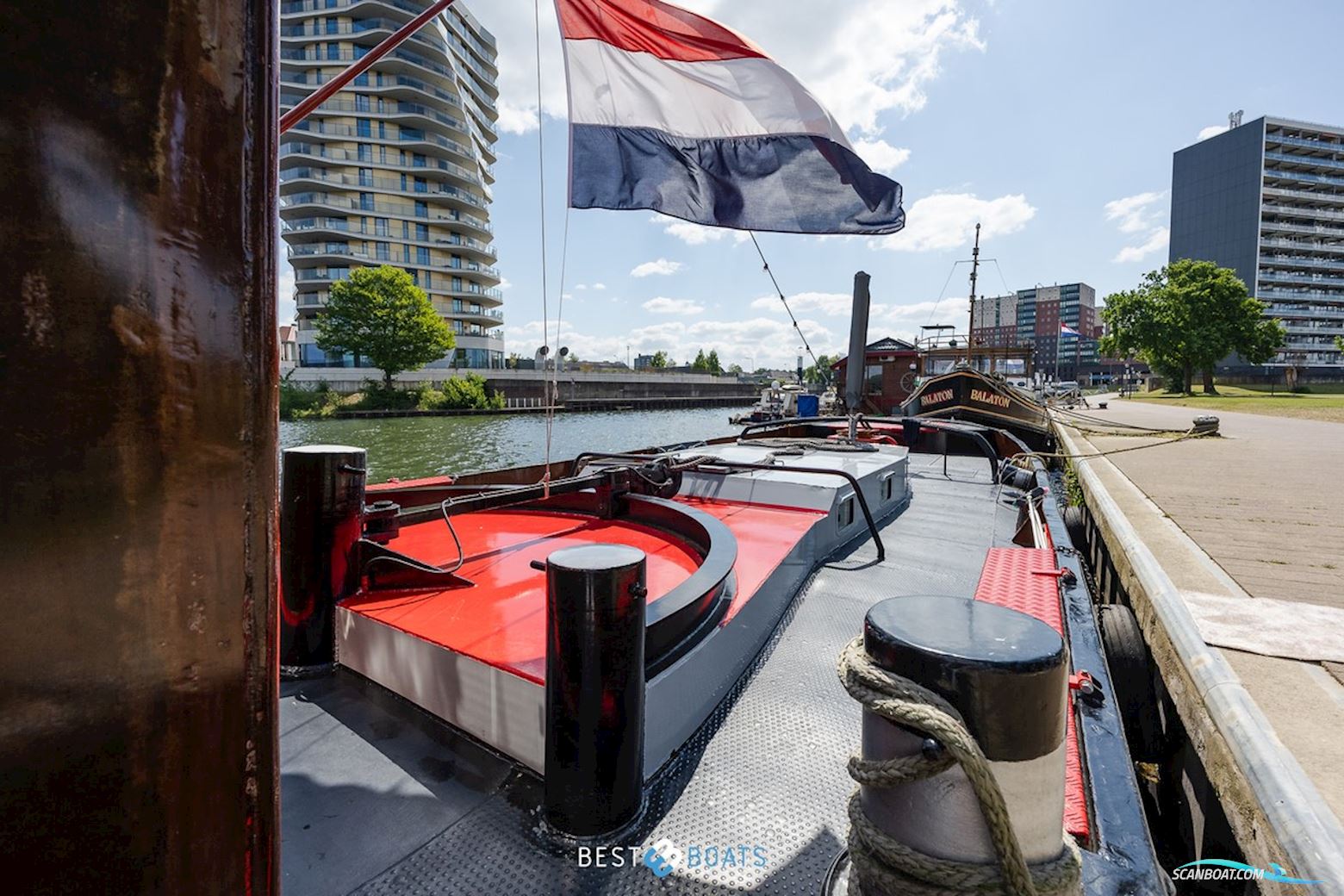sleepboot Limburgia