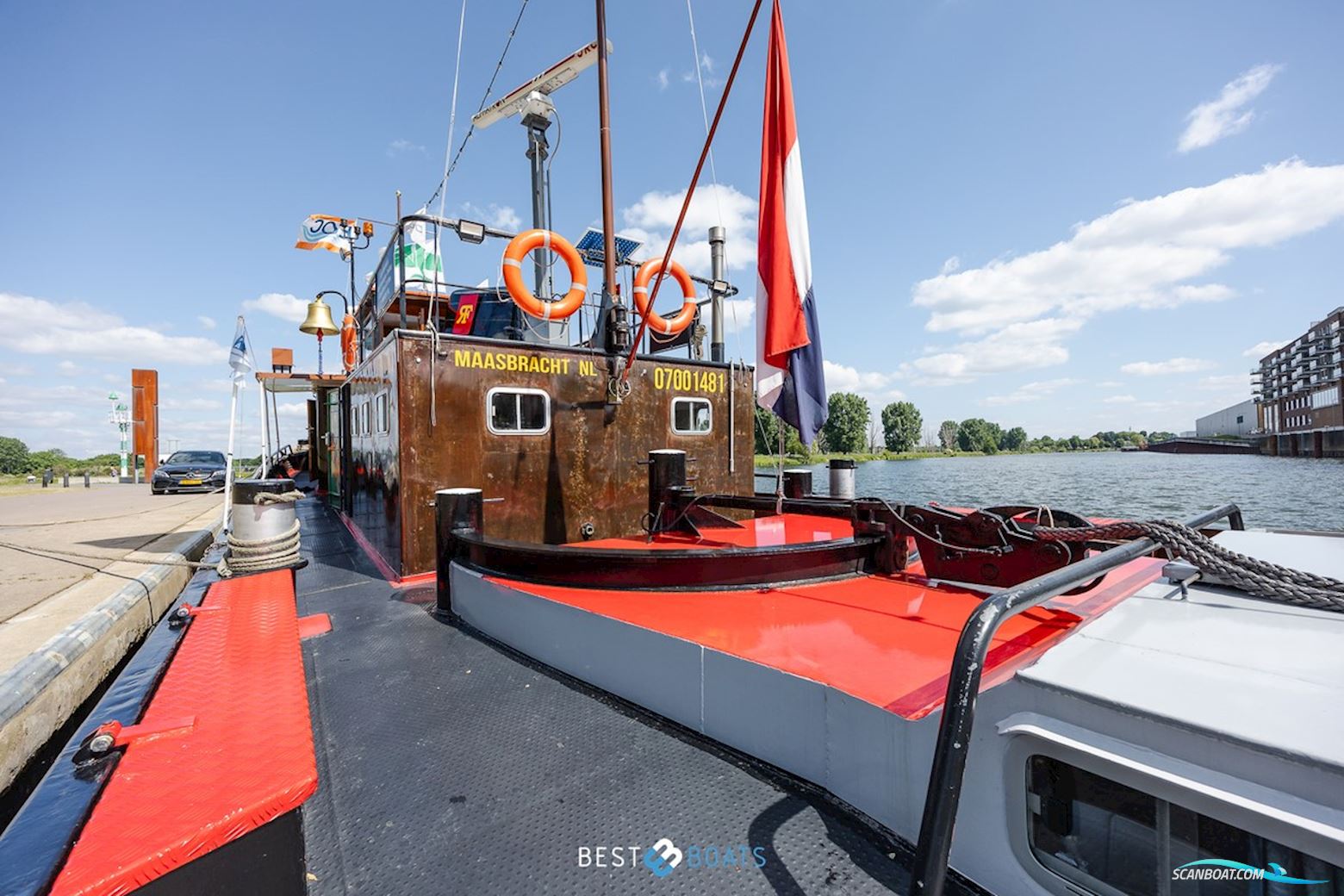 sleepboot Limburgia