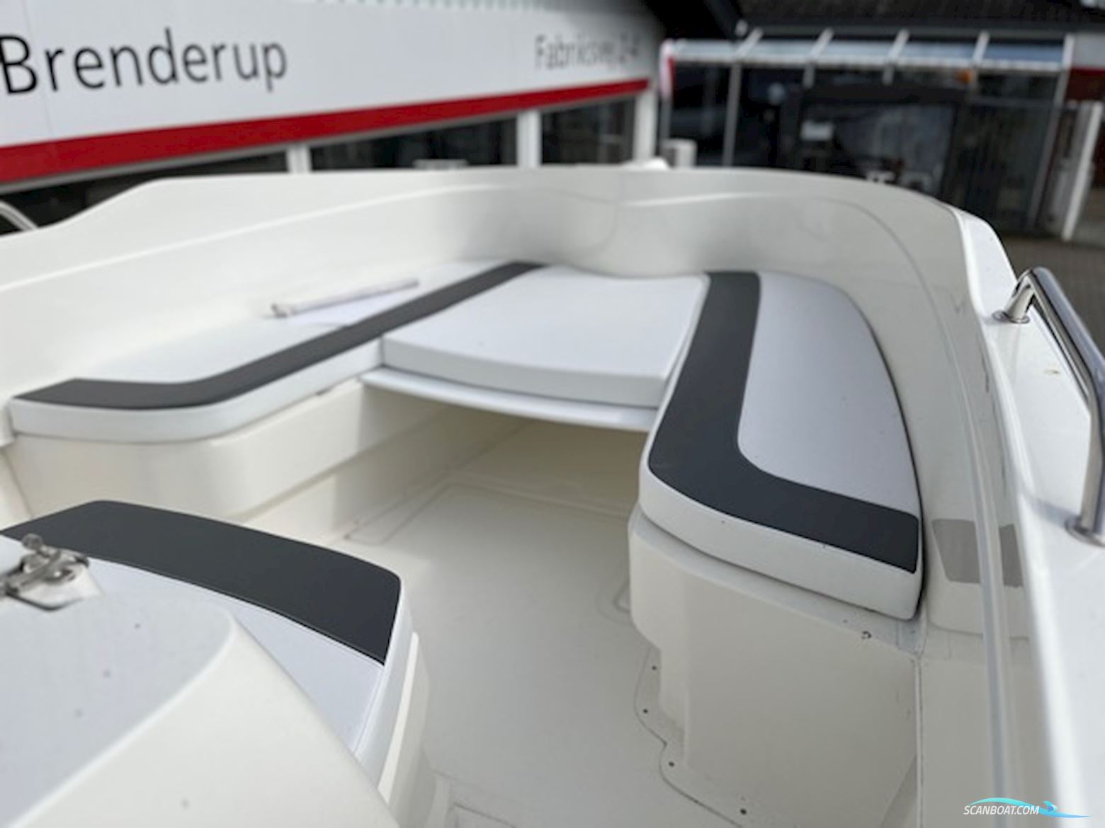 Smartliner Center Console 22 med Mercury F150 EXLPT-EFI ProXS - Udstyr