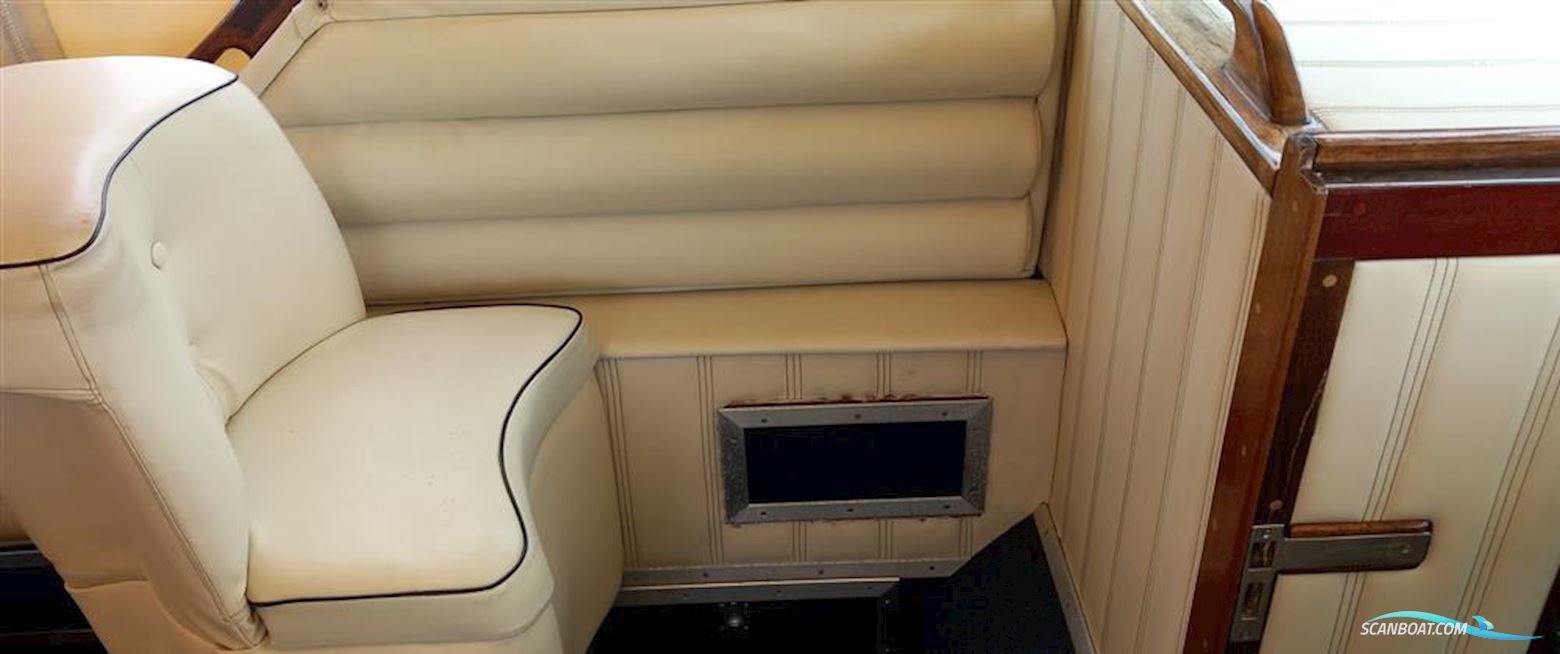 Souter & Sons, Cowes, Isle of Wight Cowes-Torquay-Cowes race boat