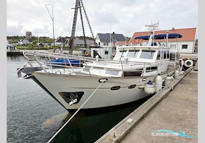 Spinosa 43 Motorbåt 1997, med Volvo Penta 120A motor, Sverige