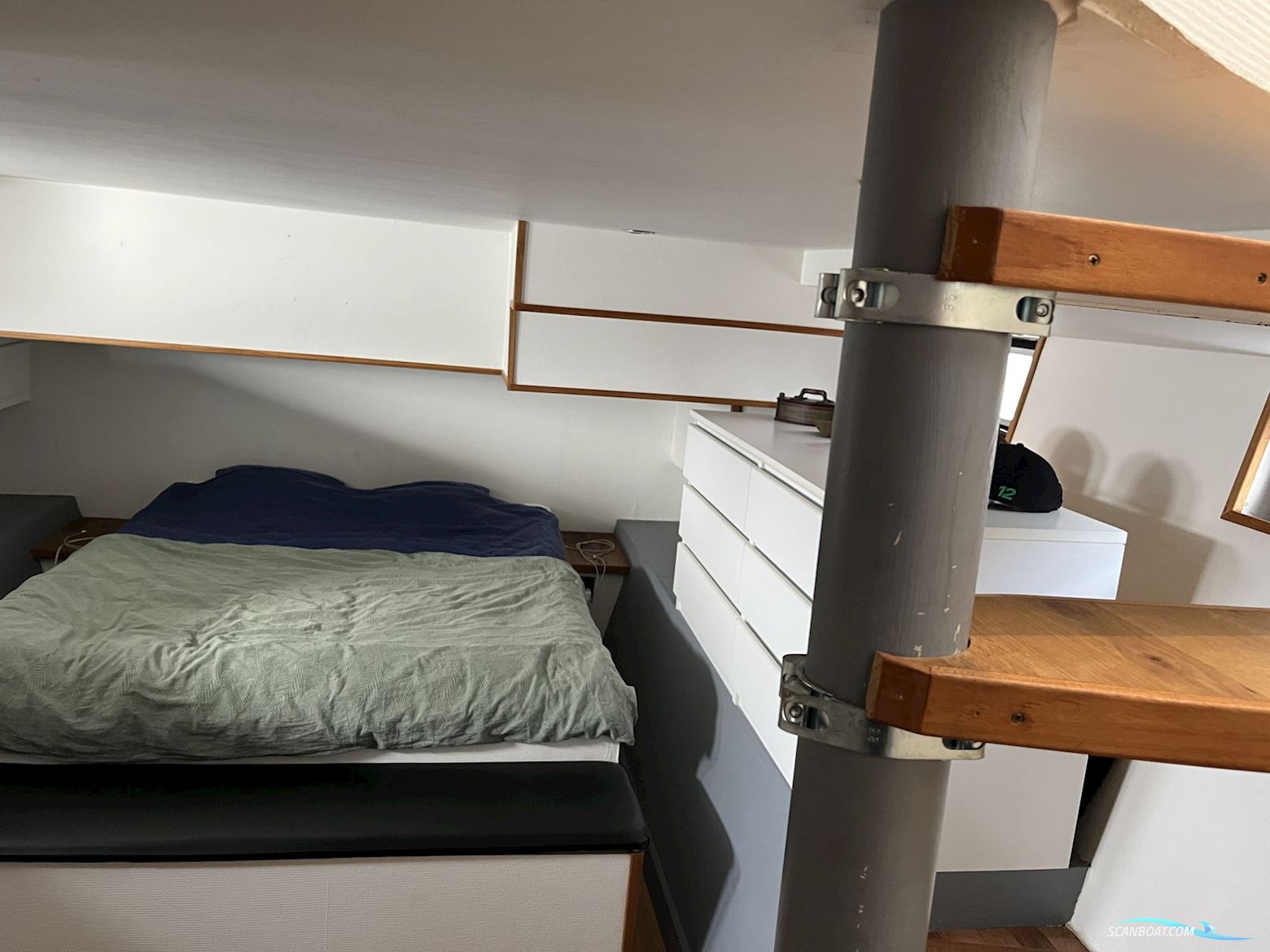 Stålskibet_Triton_52-1981