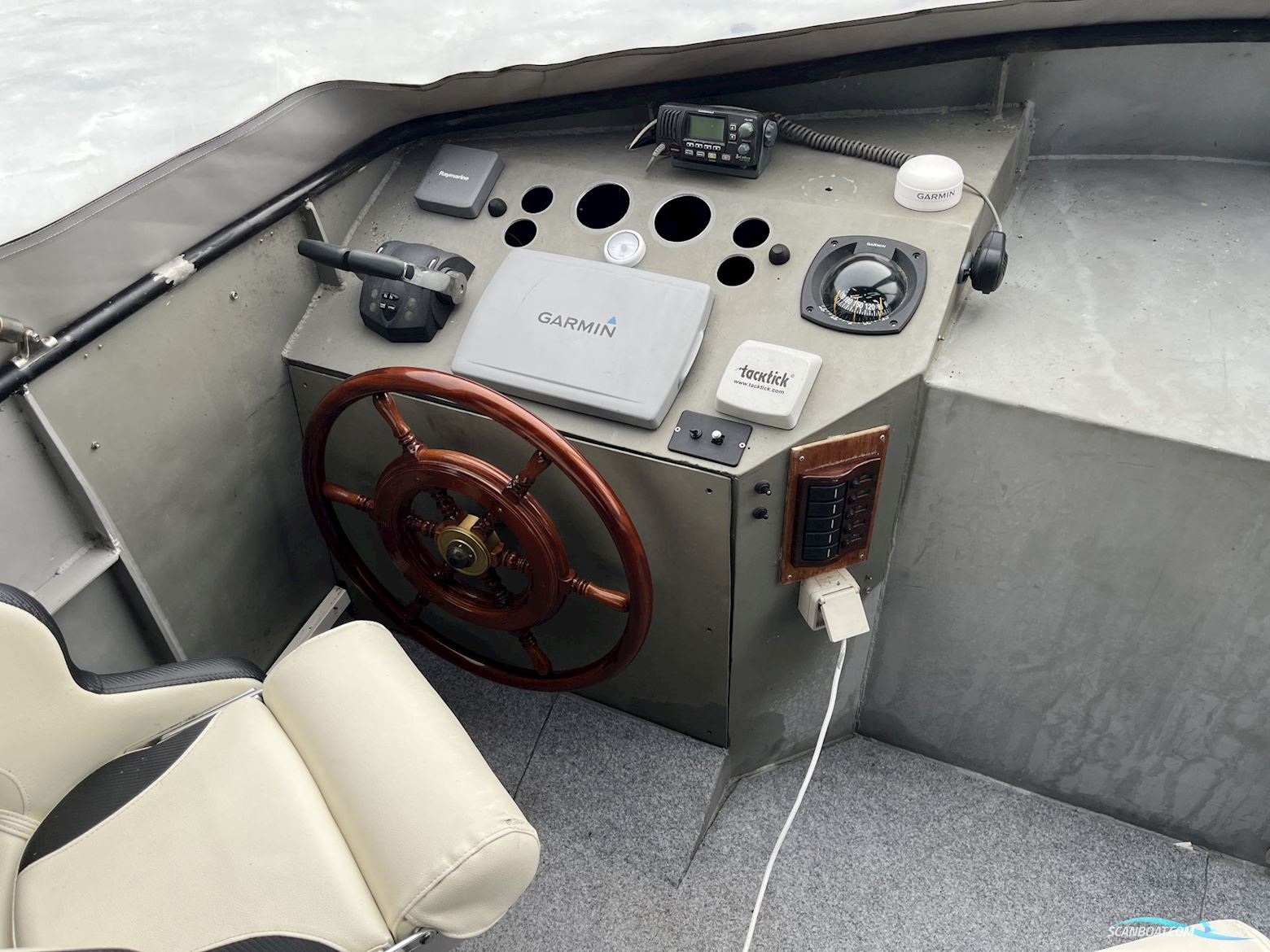 Stålskibet_Triton_52-1981