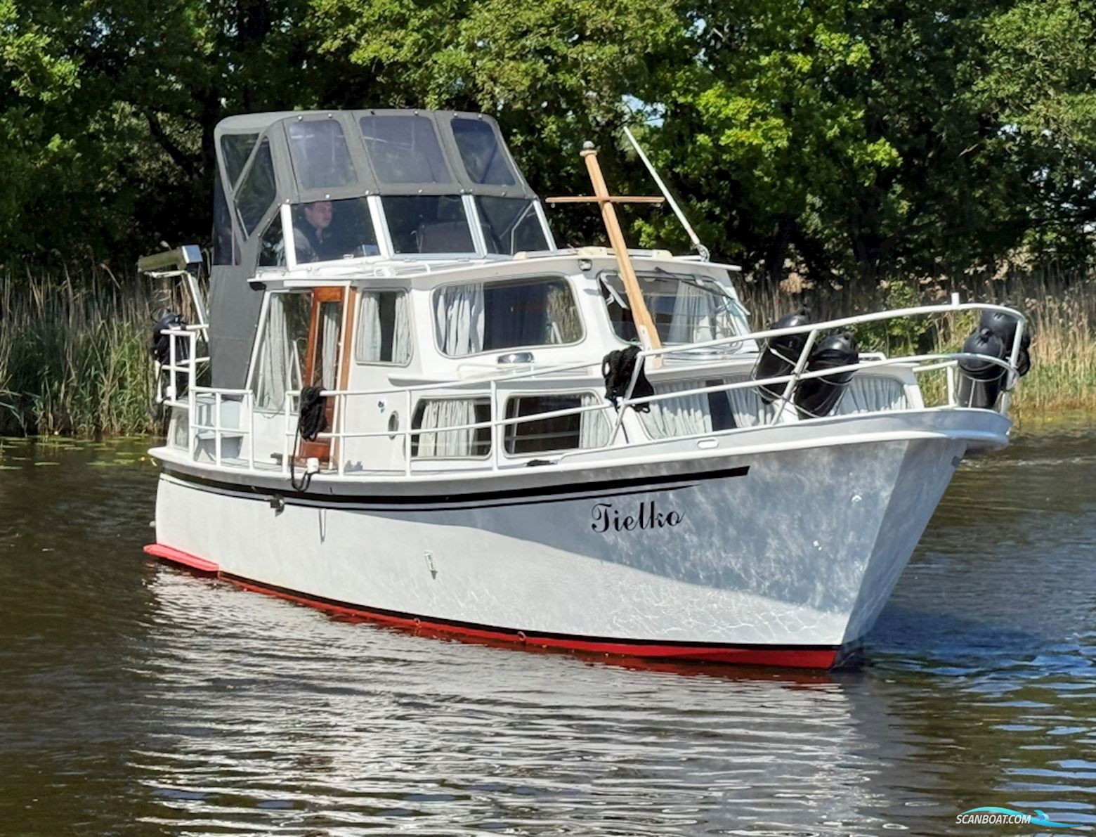 Stabila 1000 Motorbåt 1980, med Peugeot motor, Holland