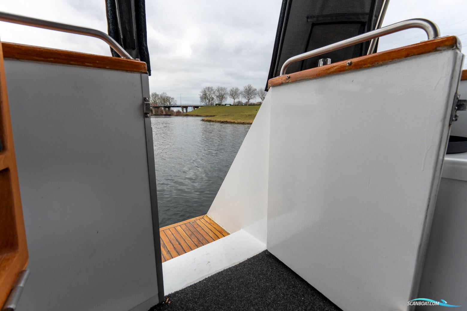 Stadtline 38 OK Spiegeldeur