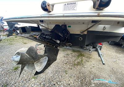 Starcraft 2210 Sport Motorbåt 2004, med Mercruiser 5,0 motor, Danmark