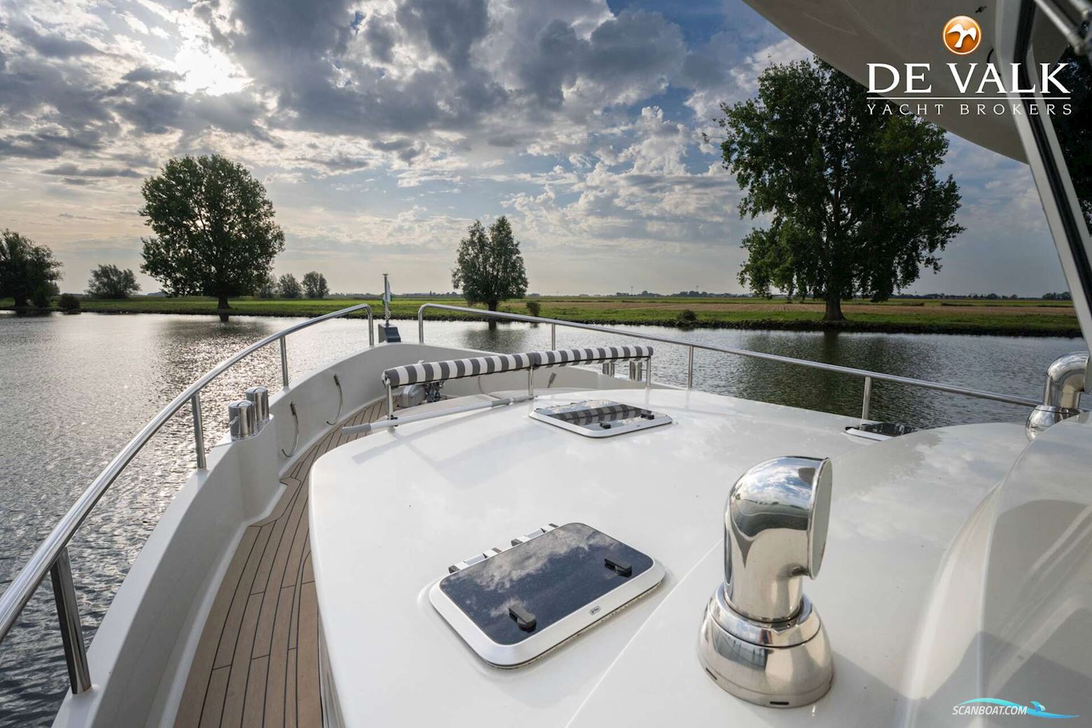 Steeler Explorer 50 Pilothouse