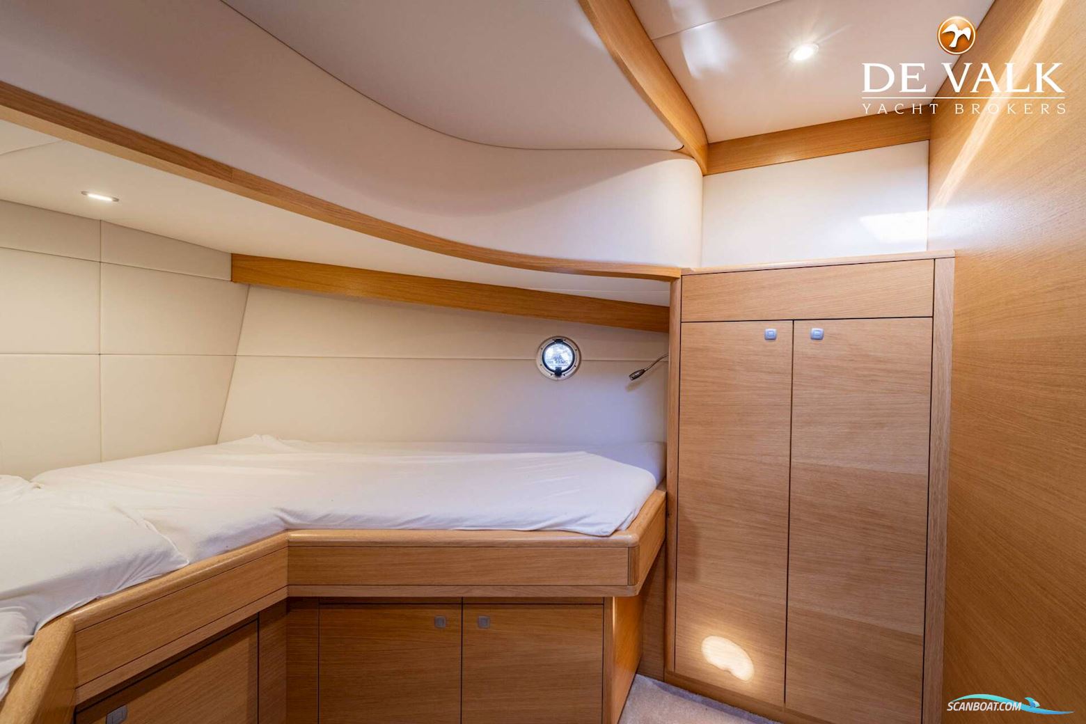 Steeler Explorer 50 Pilothouse