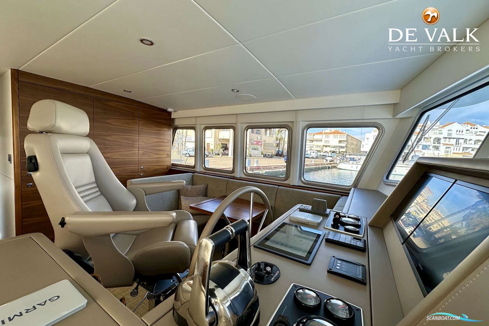 Steeler Explorer 50 Pilothouse